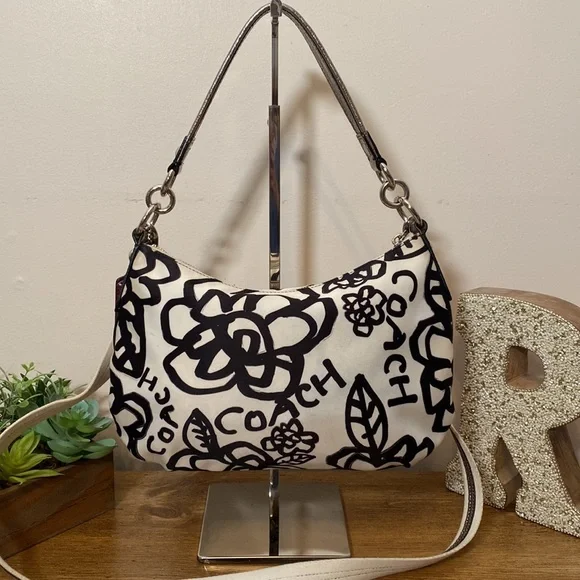 ✨Sold✨ Coach Poppy Floral Graffiti Groovy Shoulder Bag - Picture 4 of 14